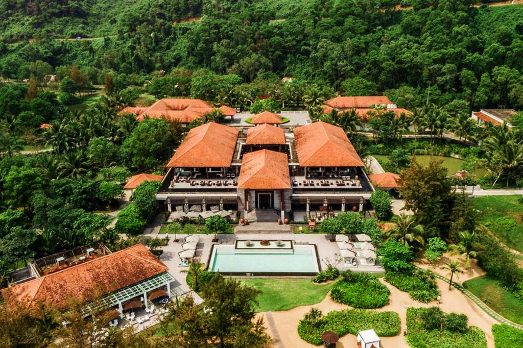 Banyan Tree Lăng Co Huế Begodi Luxury